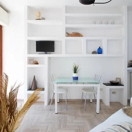 Cave Canem Apartment Recco